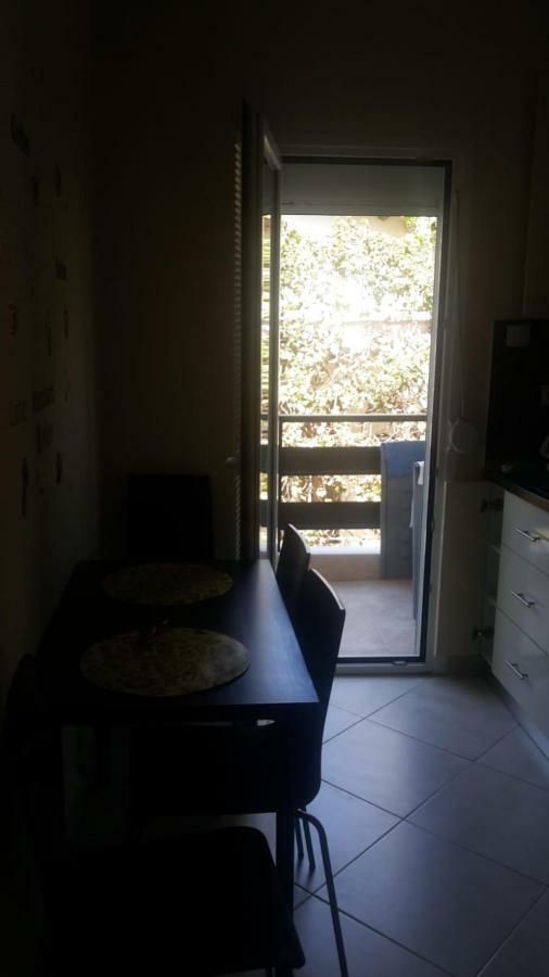 Apartment By The Beach Neoi Epivatai Bagian luar foto